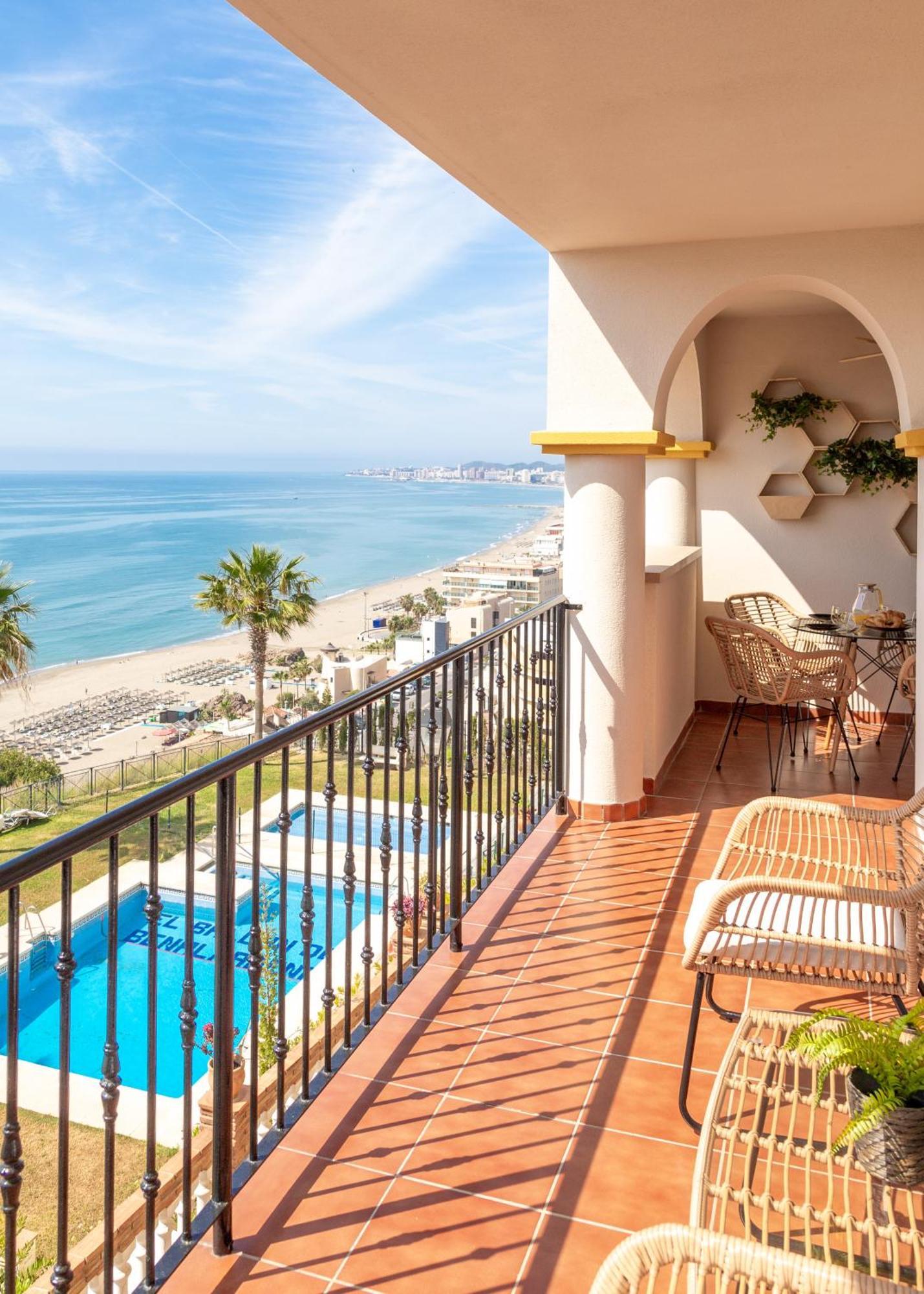 Frente Al Mar, Con Vistas De Ensueno * Benalmadena